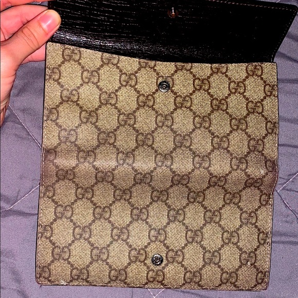 Gucci Brown Monogram Wallet - Picture 5 of 5